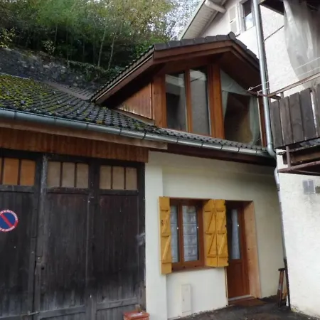 Apartment Spacieux Duplex Renove 2 Pieces, Centre Brides-les-bains, Proche Parc Thermal, Parking Inclus - Fr-1-512-5 Brides-les-Bains